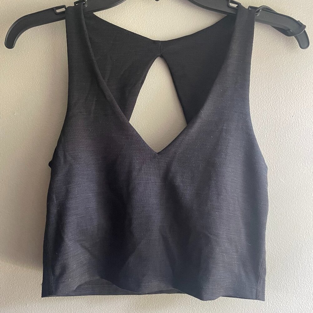 Beyond Yoga Black Cropped V Neck Tank